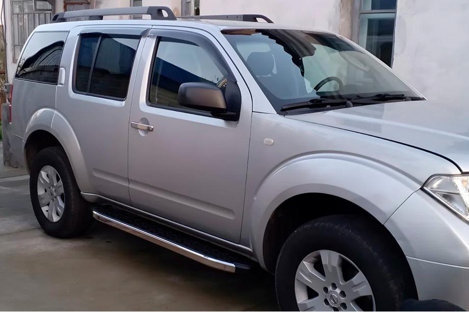 Nissan Pathfinder R51 2005–2014 BlackLine sivuastinlaudat (2 kpl, alumiini) Kuva 4