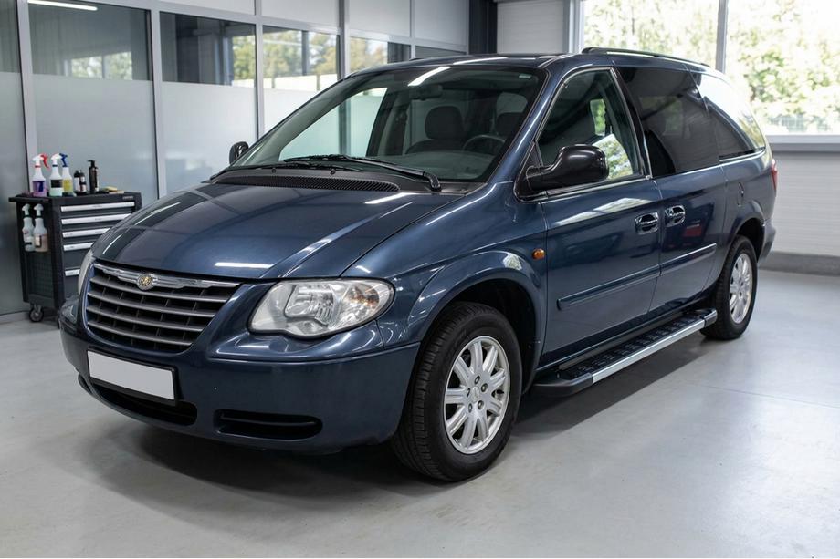Chrysler Voyager 2001–2007 Sivukynnykset RedLine V1 (2 kpl, alumiini) Image