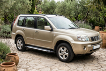 Nissan X-trail T30 2002–2007 Line-sivuporrassarja (2 kpl, alumiini) kuva 1