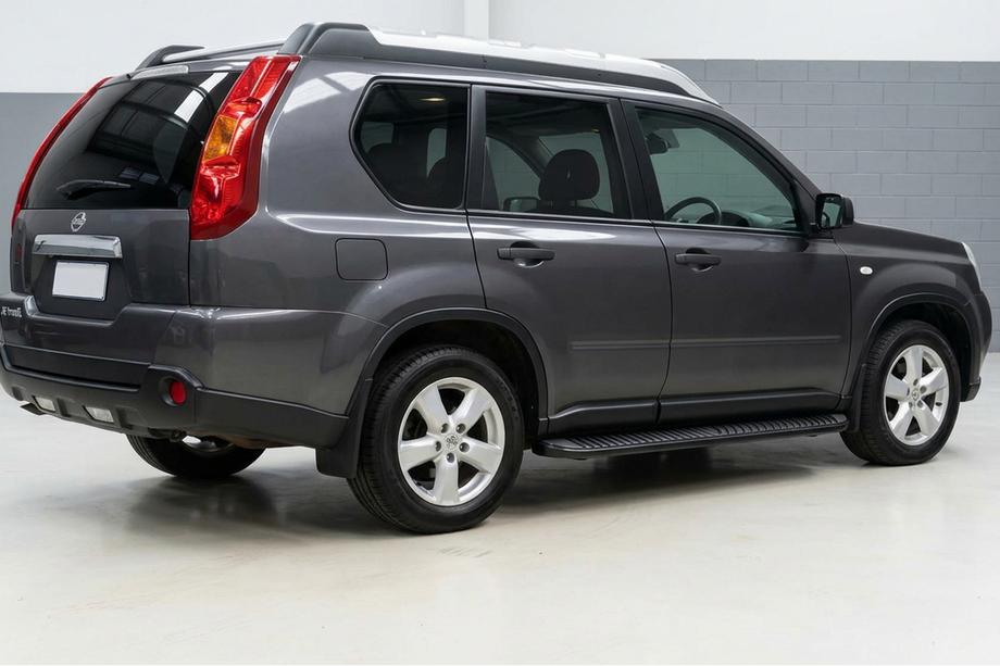Nissan X-trail T31 2007–2014 Tayga Black sivuaskelmat (2 kpl, alumiini) Image