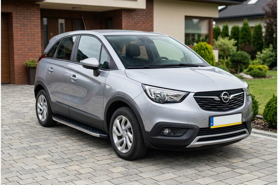 Opel Crossland X 2017–2024 BlackLine-sivuporrassarja (2 kpl, alumiini) Kuva 1