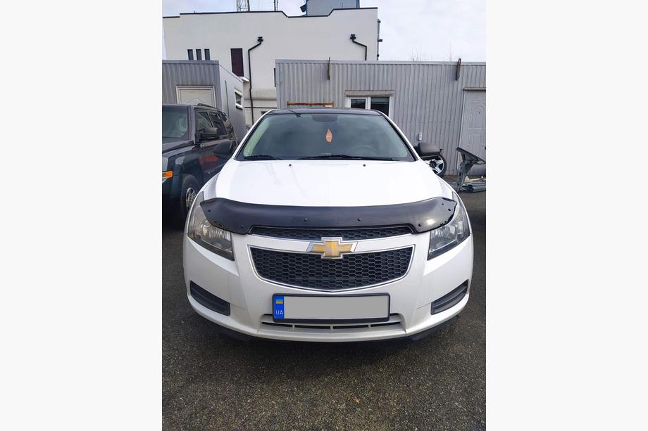 Chevrolet Cruze 2009–2015 Konepellin tuuliohjain (Eurocap) Image