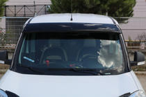 Fiat Doblo II 2010–2022 Tuulilasin visiiri (kiiltomusta, 5 mm) kuva 4