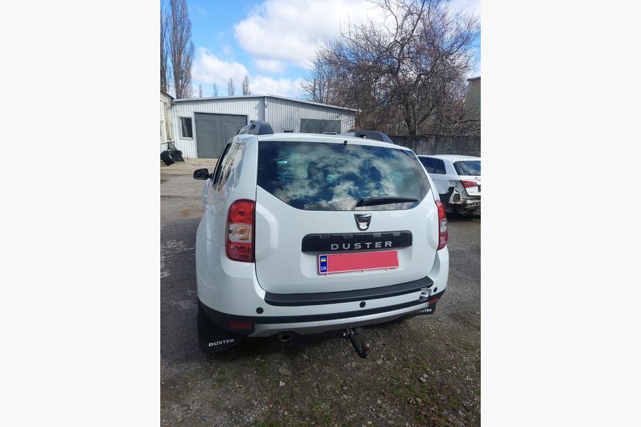 Renault Duster 2008–2017 Takapuskurin suojalista EuroCap (ABS) Kuva 4