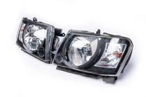 Nissan Patrol Y61 1997–2011 Safari Black etuvalot (2004-2008, 2 kpl) kuva 3