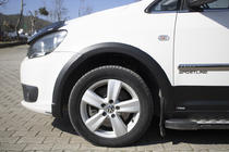 Volkswagen Caddy 2015–2020 Koristelista- ja lokasuojan levikesarja kuva 30