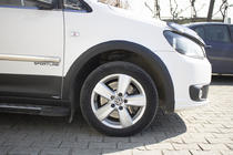 Volkswagen Caddy 2015–2020 Koristelista- ja lokasuojan levikesarja kuva 31