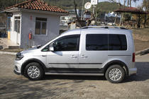 Volkswagen Caddy 2015–2020 Koristelista- ja lokasuojan levikesarja kuva 2