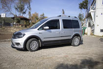 Volkswagen Caddy 2015–2020 Koristelista- ja lokasuojan levikesarja kuva 35