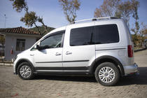 Volkswagen Caddy 2015–2020 Koristelista- ja lokasuojan levikesarja kuva 39