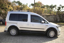 Volkswagen Caddy 2015–2020 Koristelista- ja lokasuojan levikesarja kuva 40