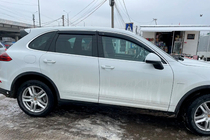 Porsche Cayenne 2010–2017 Ikkunatuulisuojat kromilistalla (4 kpl, HIC) kuva 6