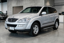 SsangYong Kyron 2005–2014 Sivuporrat New Vision Black (2 kpl, alumiini) kuva 1