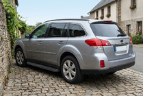 Subaru Outback 2009–2014 Tayga Black sivuaskelmat (2 kpl, alumiini) kuva 1