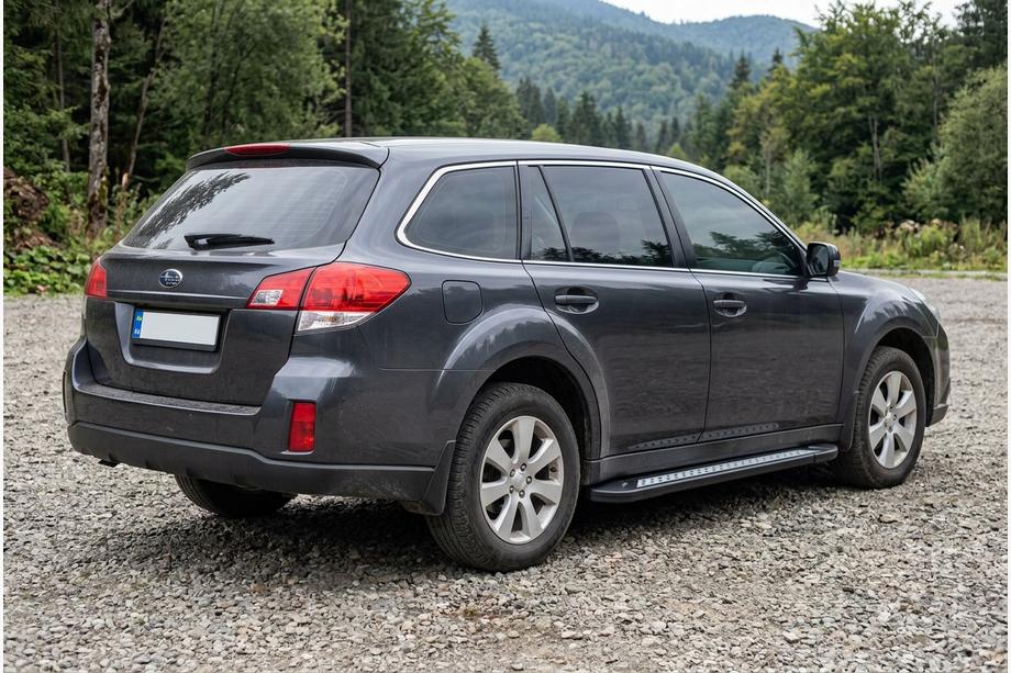 Subaru Outback 2009–2014 Sivuastinlaudat New Vision Black (2 kpl, alumiini) Image