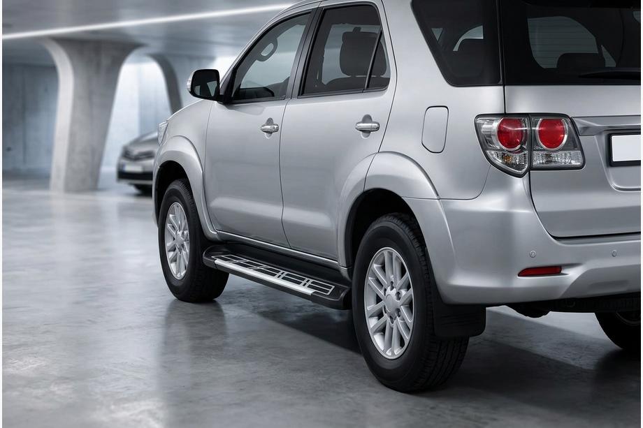 Toyota Fortuner 2006–2015 Sunrise sivuaskelmat (2 kpl, alumiini) Image