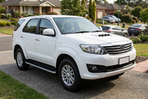 Toyota Fortuner 2006–2015 Sivuaskelmat Tayga Grey (2 kpl, alumiini) kuva 1