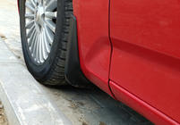 Ford Mondeo 2008–2014 Premium-roiskeläpät (4 kpl) kuva 1