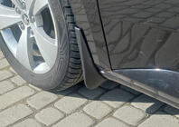 Skoda Superb 2015–2024 Premium-roiskeläpät (4 kpl) kuva 6