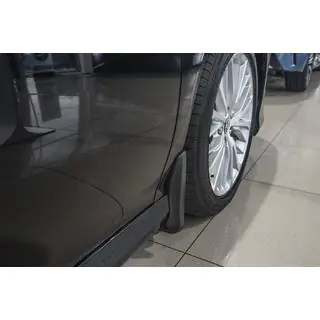 Roiskeläpät Premium V1 (EU/USA, L/LE/XLE) (4 kpl) kuva 1