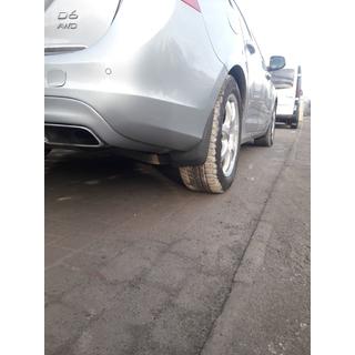 Premium-roiskeläpät (4 kpl) Volvo V60 2011–2018 kuva 4