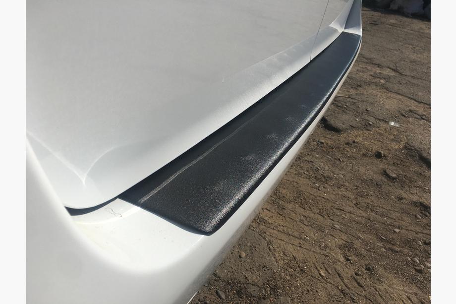 Mercedes Vito/V-class W447 2014– Takapuskurin suojalista DDU (ABS) Kuva 4