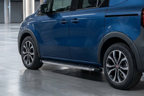 Opel Combo 2019– BlackLine-sivuporrassarja (2 kpl, alumiini) Lyhyt akseliväli kuva 1