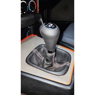 OEM-vaihdekepin nuppi (keinonahka, musta, sileä) BMW 5-sarja E34 1988–1995 kuva 4