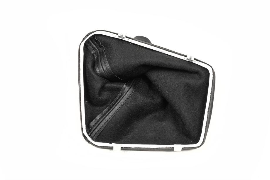 BMW 3-sarja E36 1990–2000 OEM vaihdekepin suojapussi (keinonahka) Kuva 5