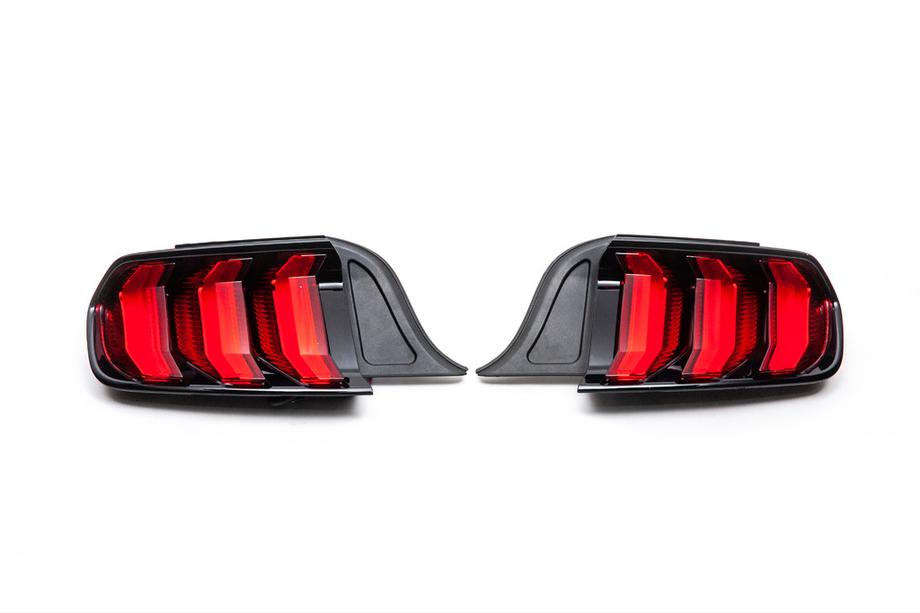 Ford Mustang 2015–2023 OEM-takavalot (USA, 2 kpl, 2015+) Image
