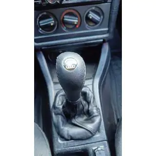 Vaihteistonuppi V2 (nahka) kuva 3