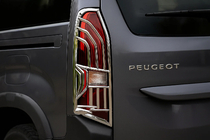 Peugeot Partner/Rifter 2019– Kromatut takavalon kehykset (2 kpl, ABS) kuva 1