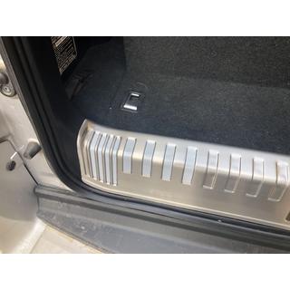 Kromi takasisäpuolen kynnyslista (7-paikkaiseen) Toyota Land Cruiser Prado 150 2009–2023 kuva 4