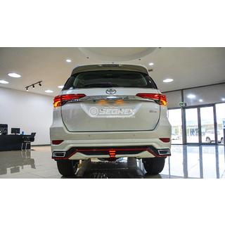 Lexus-TRD V2 korisarja (2015-2020) Toyota Fortuner 2015– kuva 3