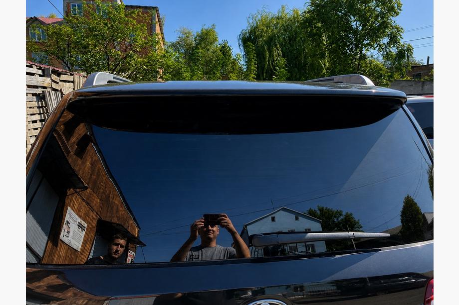Toyota Land Cruiser 200 2007–2021 Spoileri ilman LED-valoa (2016-2021) Maalattavissa Kuva 2