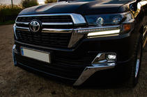 Toyota Land Cruiser 200 2007–2021 Korisarja 2016-2021 (Executive 2021) Valkoinen väri kuva 12