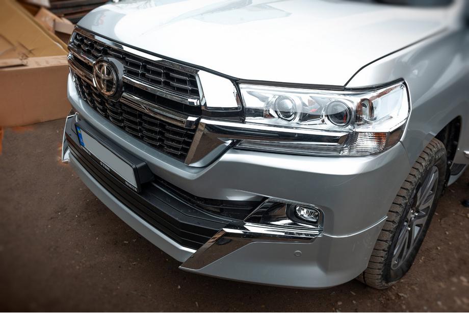 Toyota Land Cruiser 200 2007–2021 Korisarja 2016-2021 (Executive 2021) Valkoinen väri Kuva 6