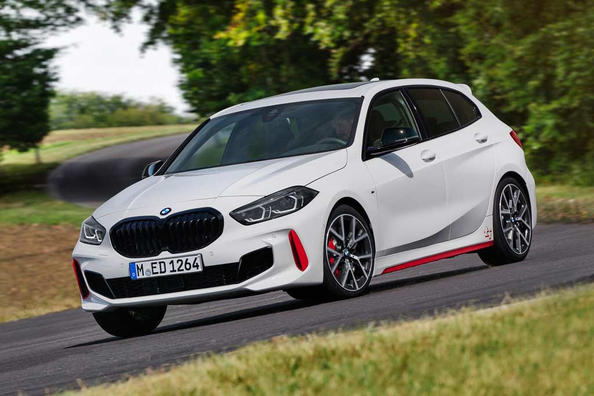 Etuvetoinen BMW 128ti -hatchback esitelty