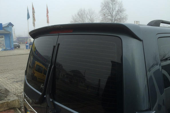 Spoileri Volkswagen Multivan T5:een