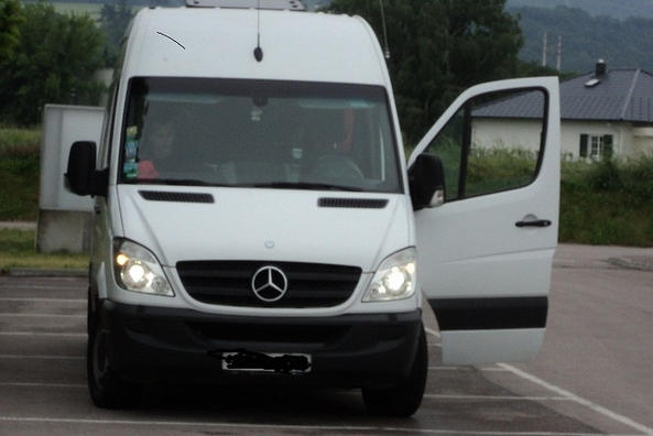 Xenon-valot Mercedes Sprinteriin