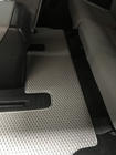 Toyota Sequoia 2007–2022 Polyuretaaniset automattosarjat, 3 riviä (EVA, harmaa) kuva 19