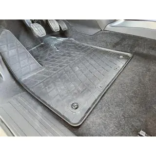 Stingray kumimatot matkustamoon (4 kpl, kiinnike CP2)