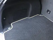 Porsche Cayenne 2010–2017 Tavaratilan matto subwooferilla (EVA, musta) kuva 3