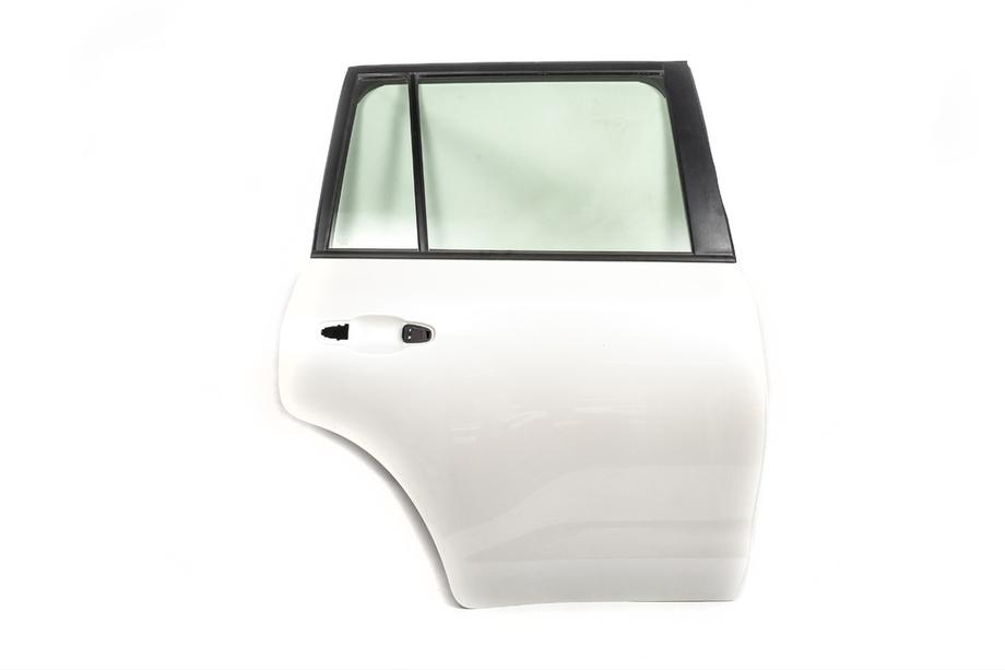 Toyota Land Cruiser 200 2007–2021 Ovi, täydellinen 2016+ (etu oikea) Image