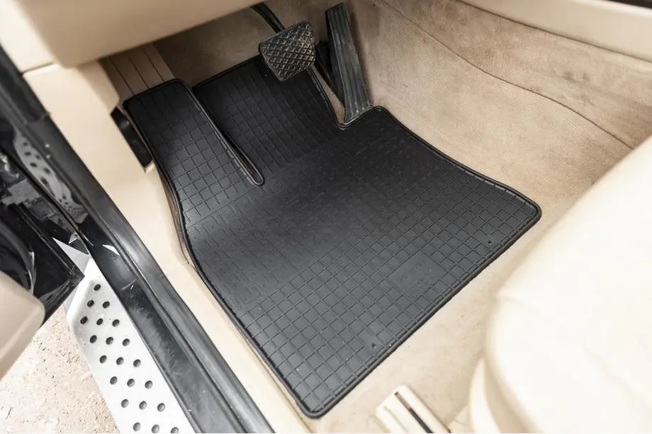 BMW X5 E70 2007–2013 Kumimatot (4 kpl, Polytep) Image