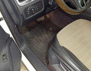 Volkswagen Touareg 2010–2018 EVA-lattiamatot (mustat) kuva 10