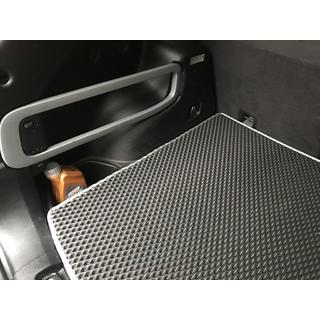 Tavaratilan matto (EVA, musta) Jeep Cherokee KL 2013– kuva 4