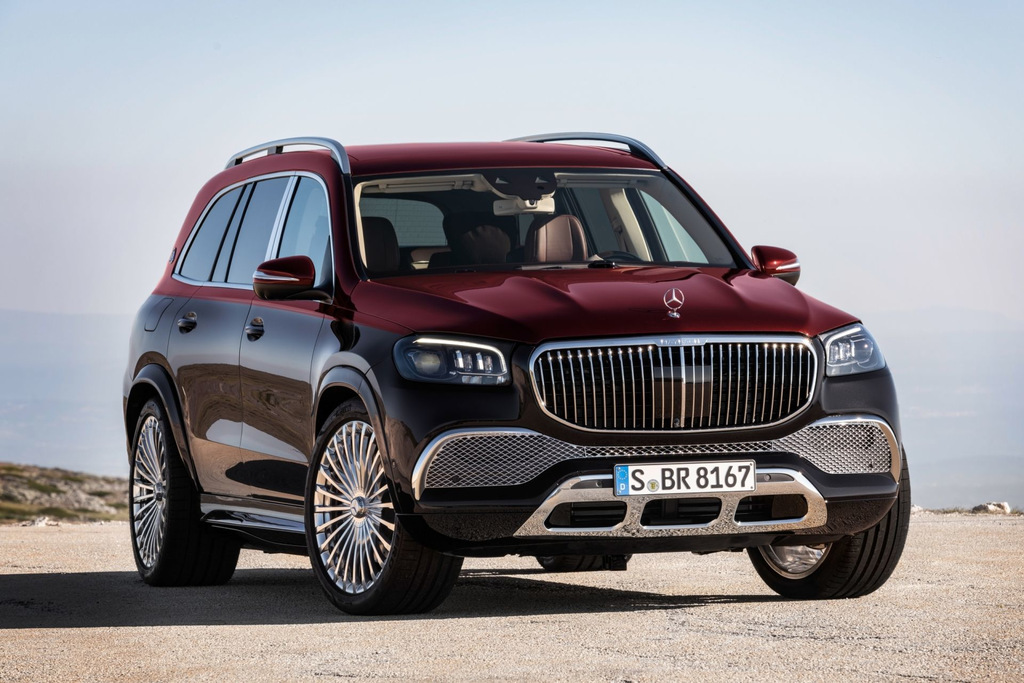 Mercedes-Maybach GLS -crossover esiteltiin