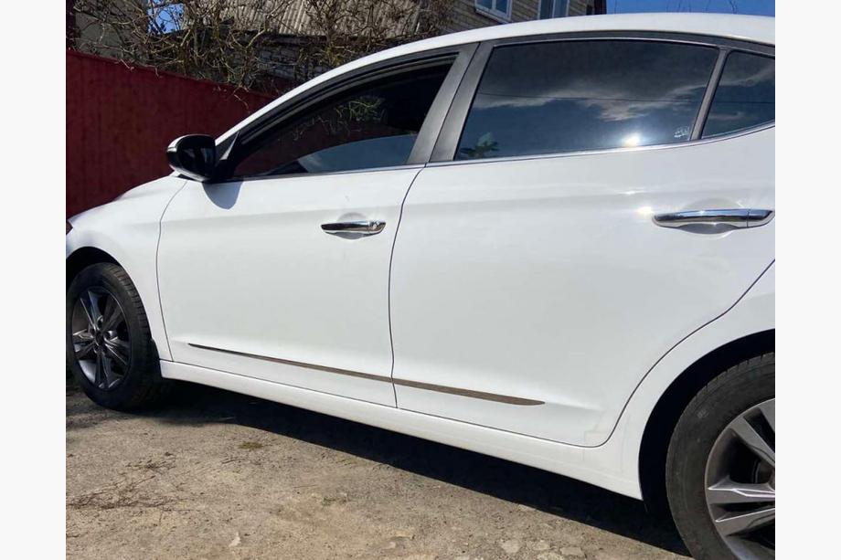 Hyundai Elantra (AD) 2015–2020 Ovilistat (4 kpl, ruostumaton teräs) Kuva 3
