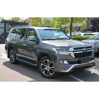 Facelift-sarja LC200 2008-2015 -> 2016 Executive Toyota Land Cruiser 200 2007–2021 kuva 2